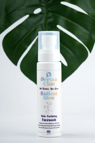 DermaChic Radiant Glow Skin Purifying Facewash for Dark Circles